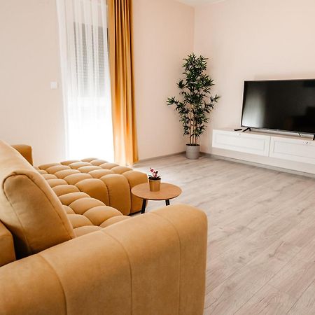 Sunrise View Apartment オラデア エクステリア 写真