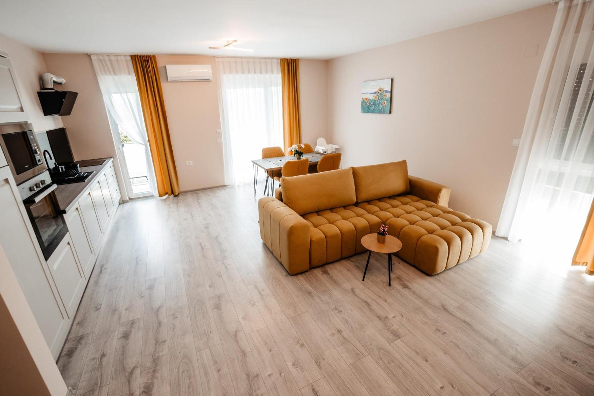 Sunrise View Apartment オラデア エクステリア 写真