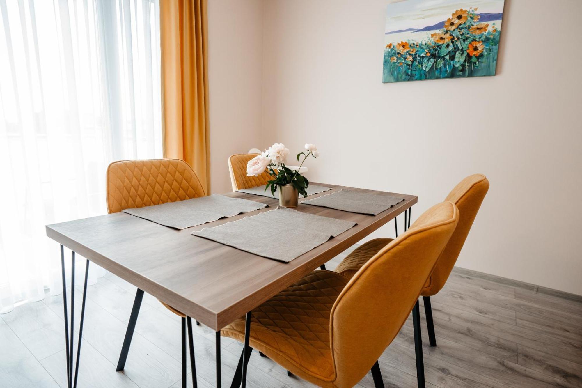 Sunrise View Apartment オラデア エクステリア 写真